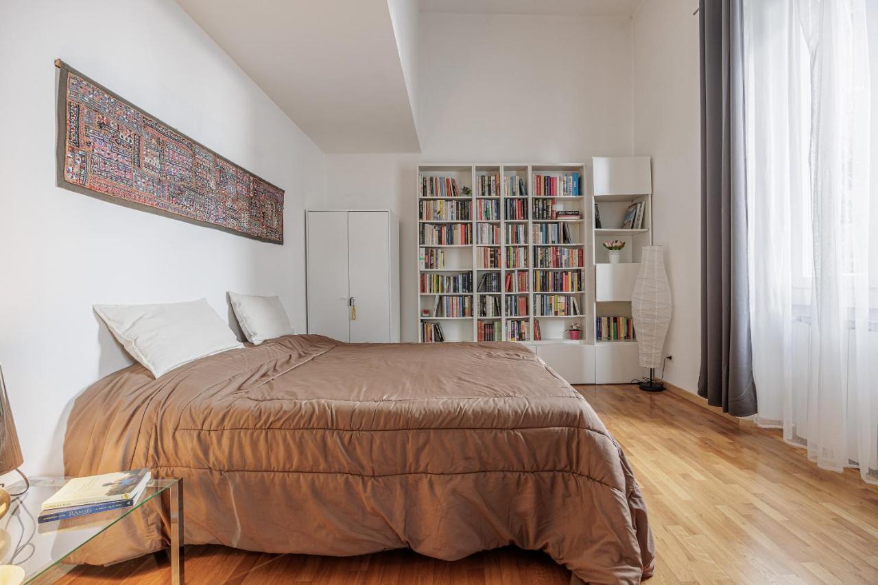 The Bookhouse Apartment Florence Luaran gambar